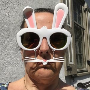 Meet your Posher, Laura